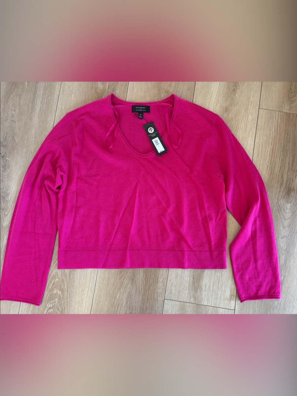 NWT Banana Republic Bright Pink Crewneck Sweater